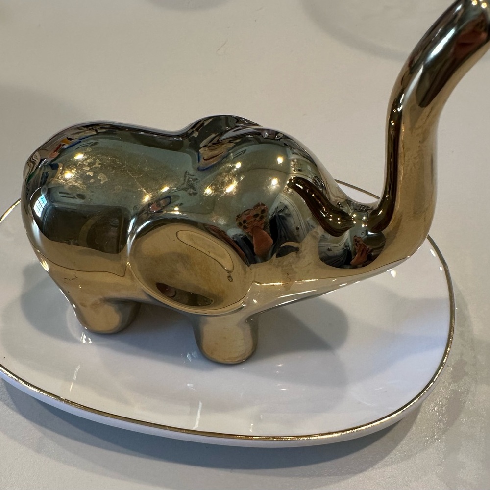 Gold Elephant Ring Holder with Tray